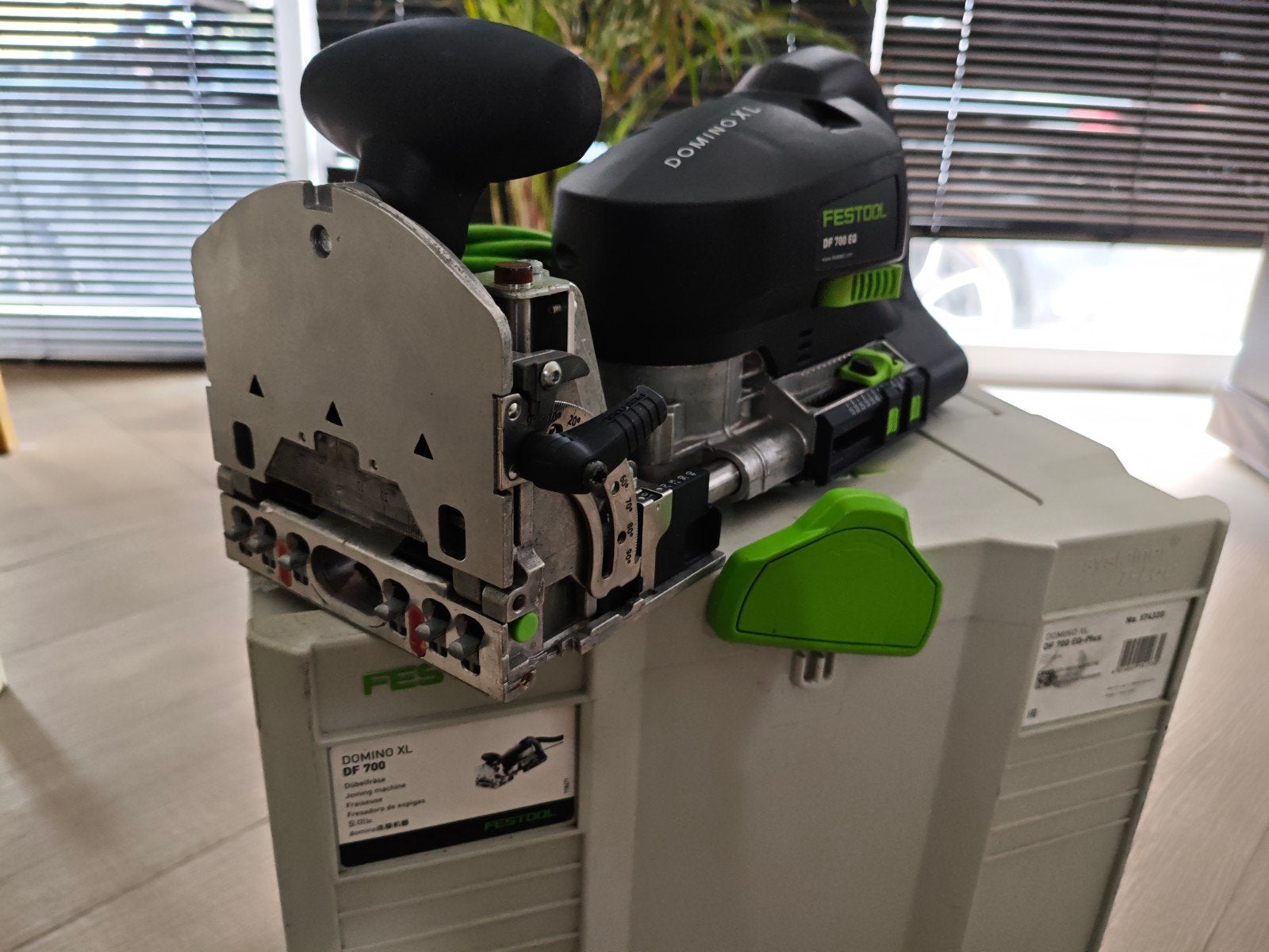Foto 3 van Festool DOMINO XL DF700 – Zeer goede staat