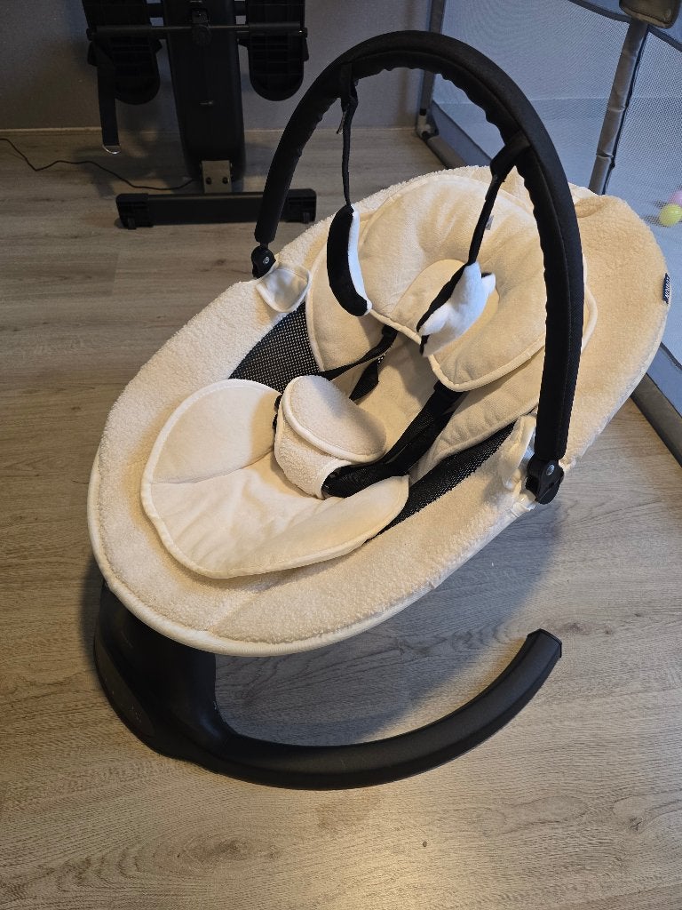 Luvion baby swing elektrisch, Schommelstoel, Ophalen, Overige merken, Met gordel(s) of riempje(s)