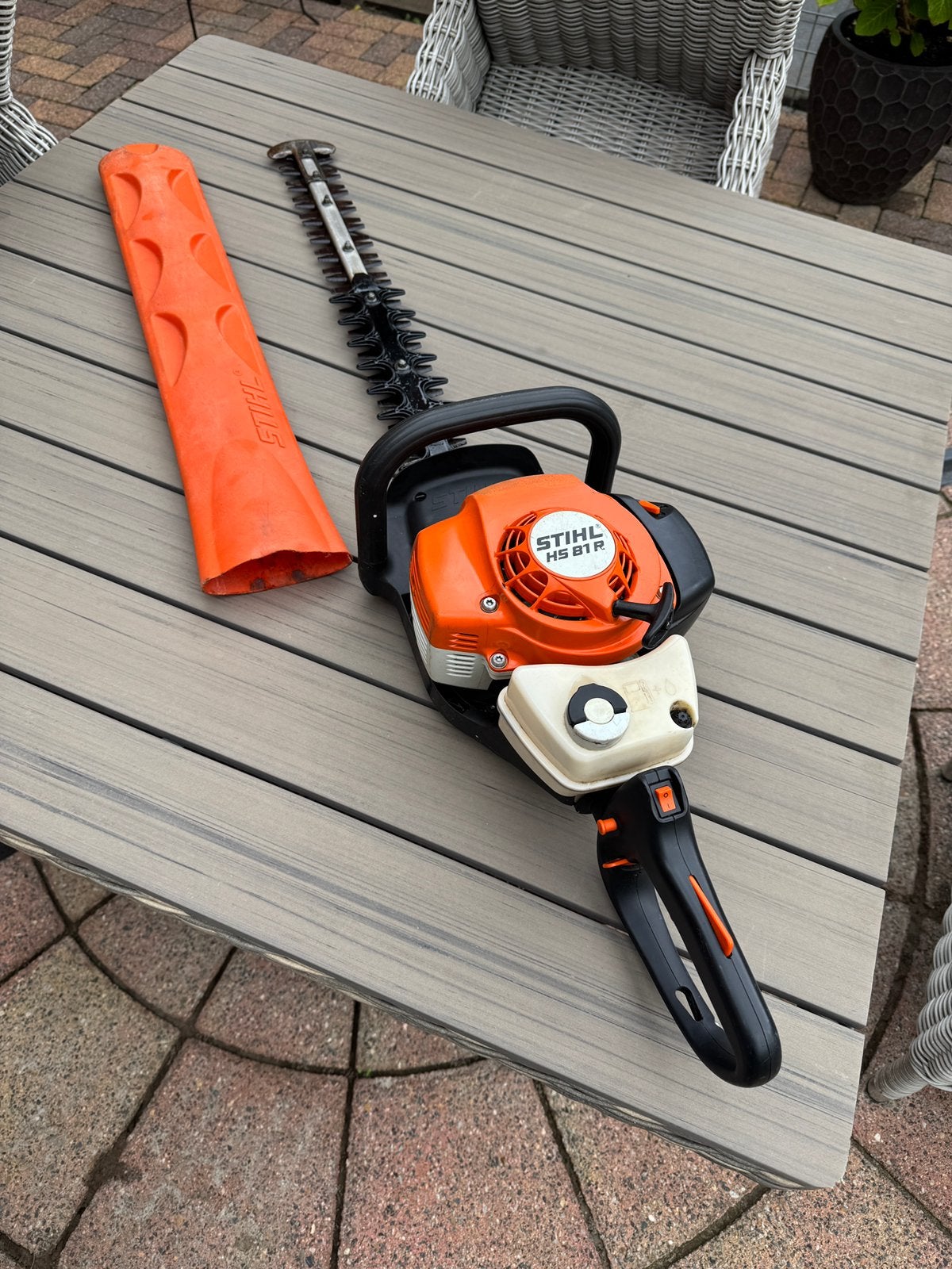 Sterke Stihl HS 81 Heggenschaar , Scherpe 60 cm messen ., Ophalen of Verzenden, Zo goed als nieuw, Benzine