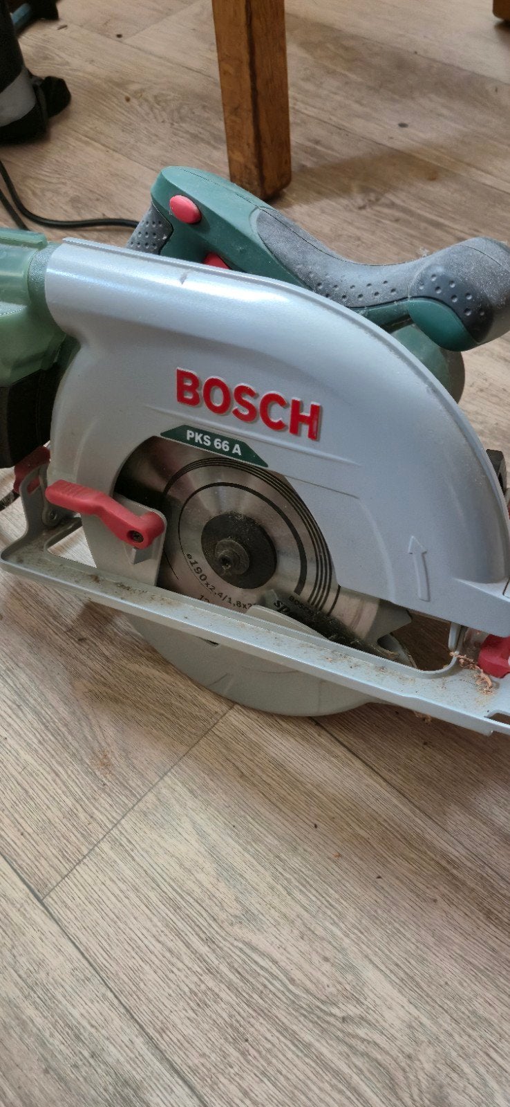 Bosch PKS 66 A Cirkelzaag - Krachtig en Betrouwbaar, Ophalen, Gebruikt, Cirkelzaag, 70 mm of meer