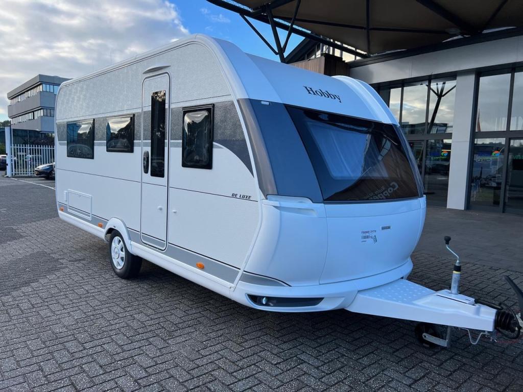 Hobby 460 LU De Luxe 2026 BLACKLINE ACTIE!!!, Caravans en Kamperen, Caravans, Standaardzit, Hobby, Overige typen, Bedrijf