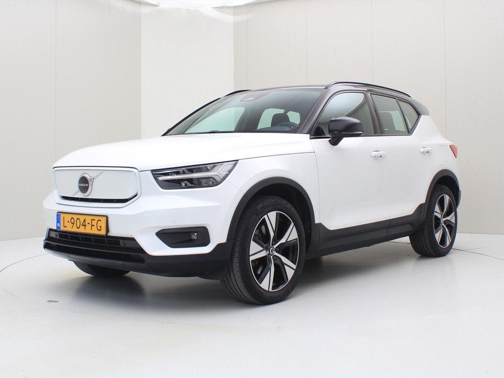 Volvo Xc40 P8 408pk Recharge AWD 91,81% SoH [ TREKHAAK+ACC+S, Auto's, Volvo, Gebruikt, Zwart, Wit, Origineel Nederlands