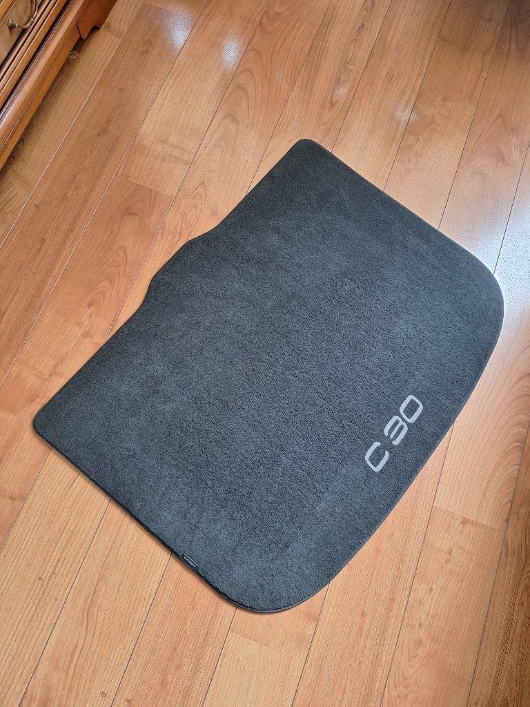volvo c30 kofferbakmat, Ophalen, Zo goed als nieuw