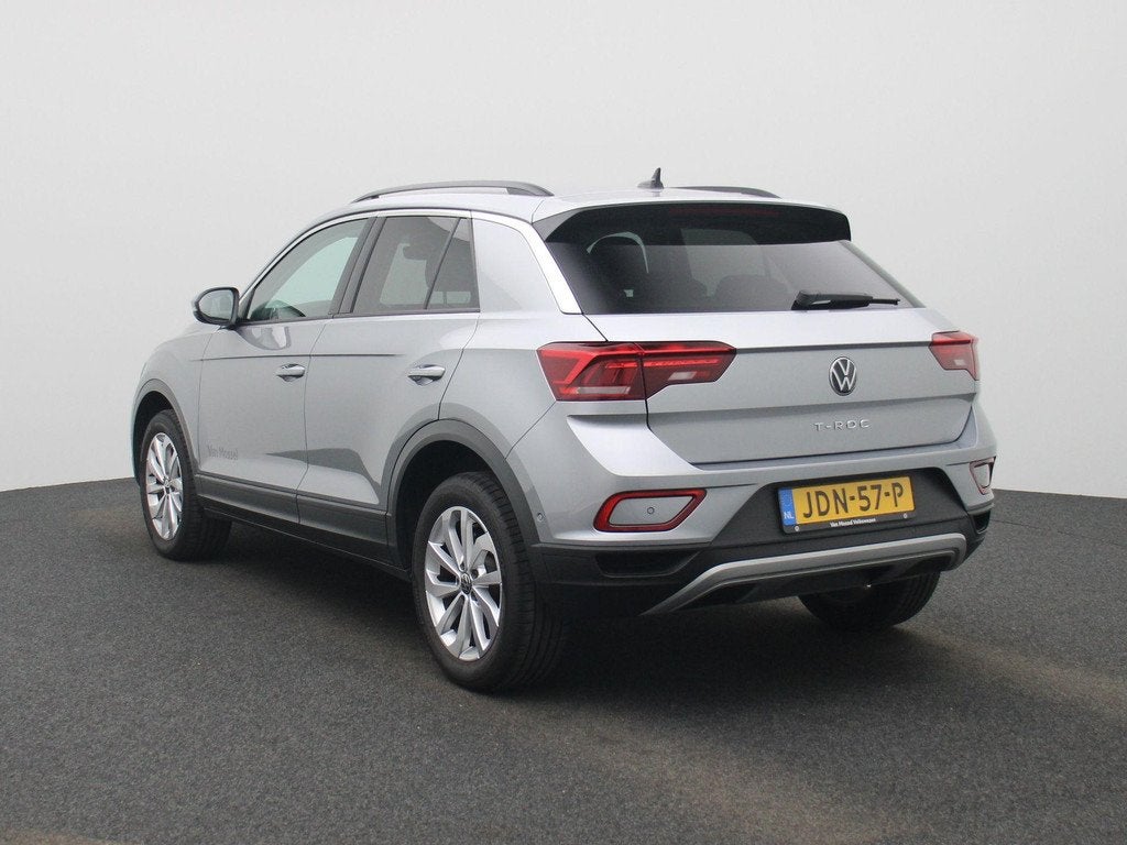 Volkswagen T-Roc 1.5 TSI Life Edition | EM |, Auto's, 12 maanden, Stof, 4 cilinders, Origineel Nederlands