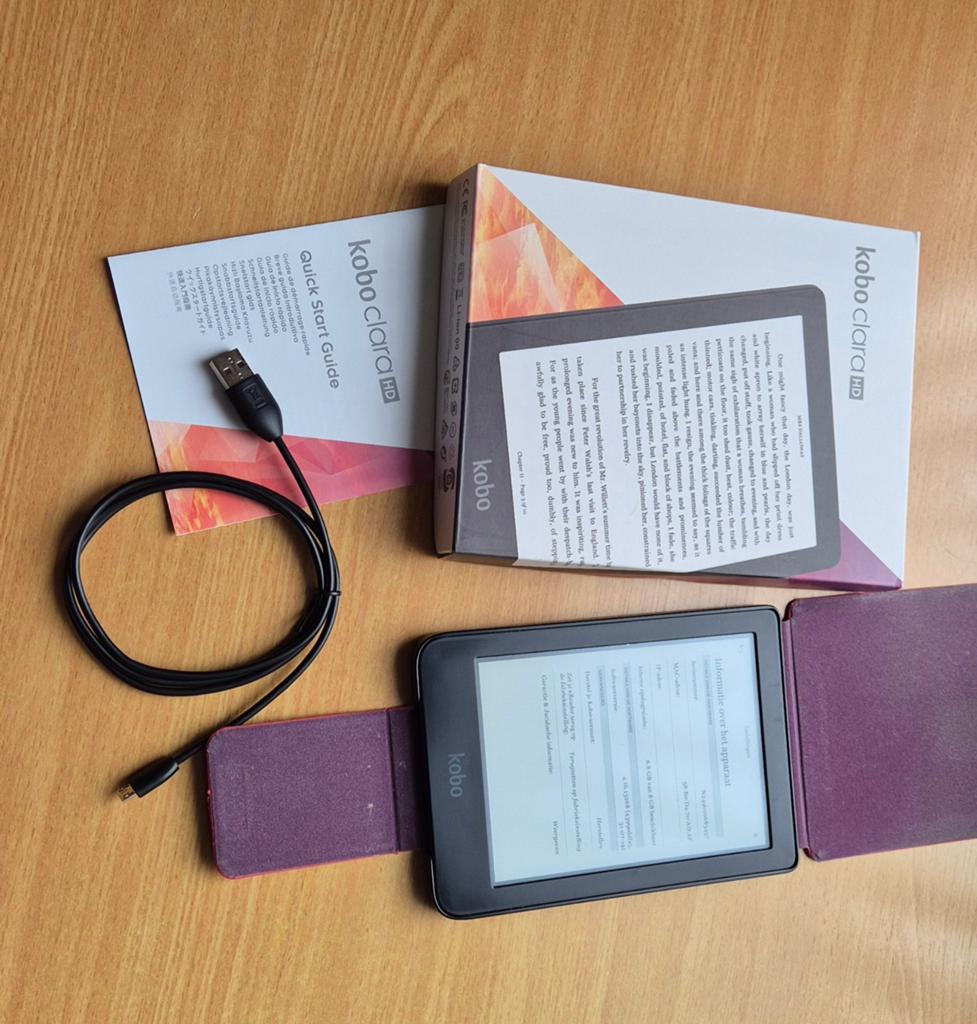 Kobo Clara HD E-reader - Zo goed als nieuw, compleet, 8 GB, 6 inch of minder, Kobo, Ophalen of Verzenden