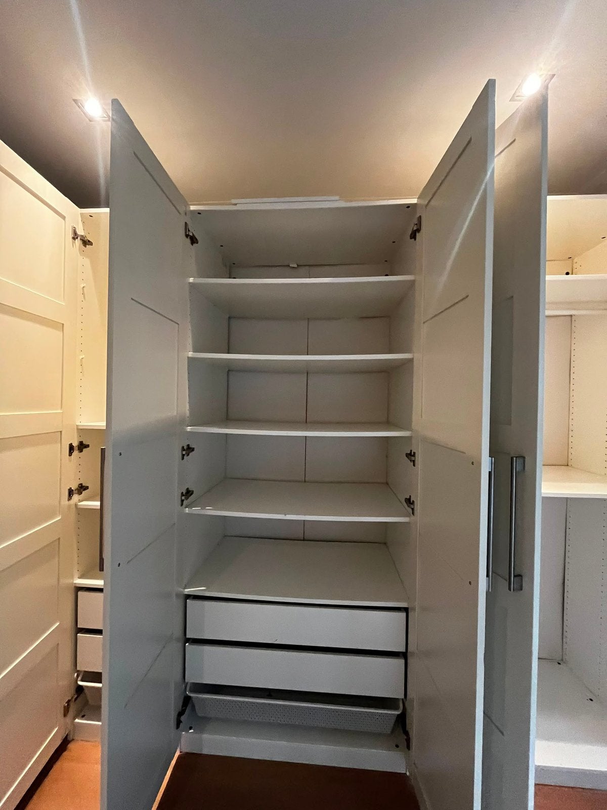 Te koop vijf deurs Pax kast, , kleur wit, Ophalen, Zo goed als nieuw