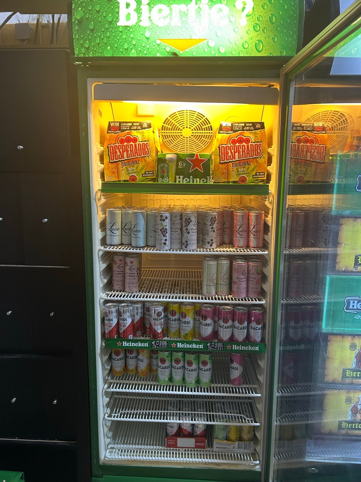 Heineken koelkast met glazen deur - Ideaal voor dranken, 200 liter of meer, 60 cm of meer, Zonder vriesvak, Gebruikt