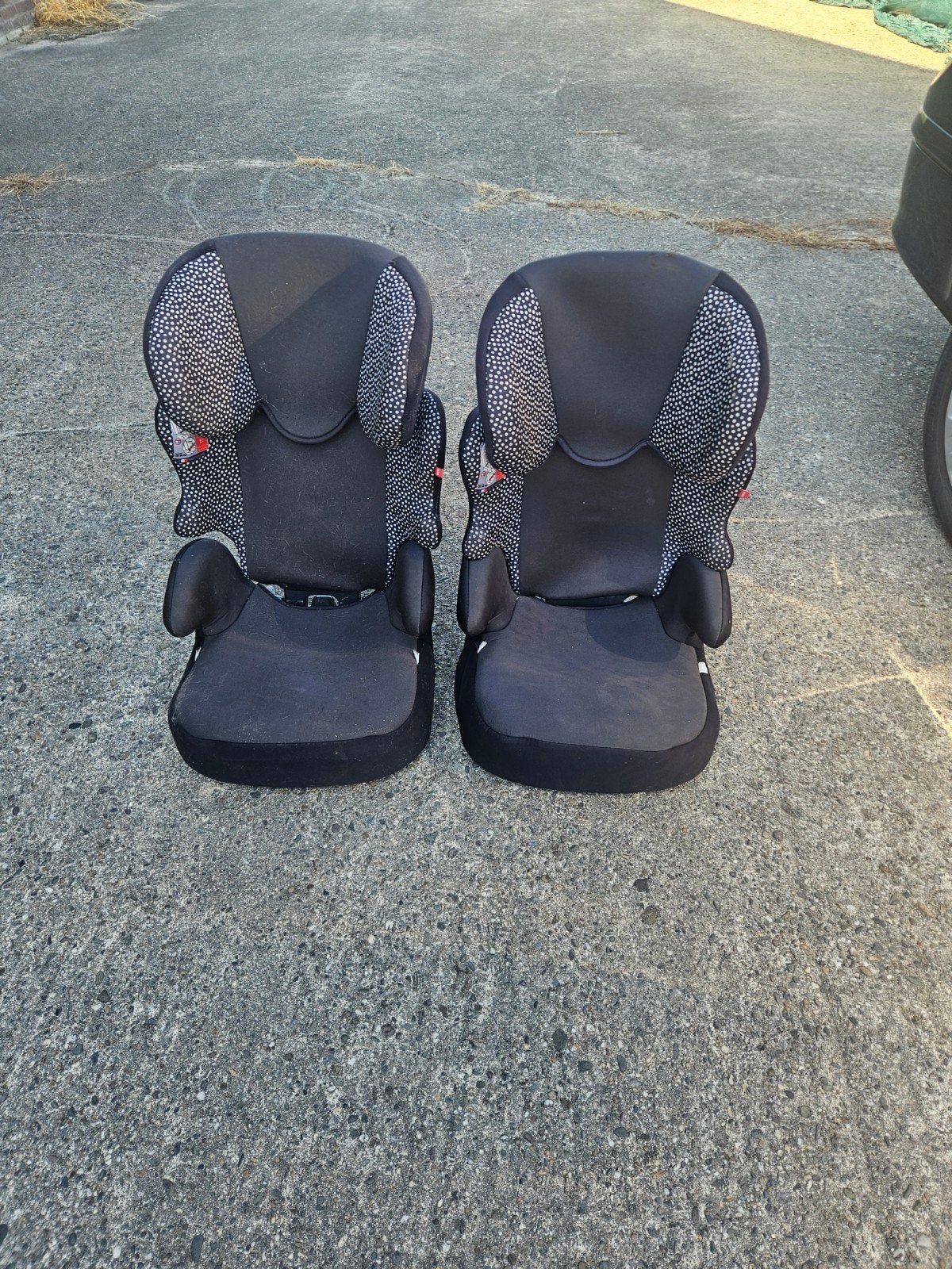 2 Hema autostoelen 15-36kg, Kinderen en Baby's, Autostoeltjes, 15 t/m 36 kg, Verstelbare rugleuning, Ophalen, Overige merken