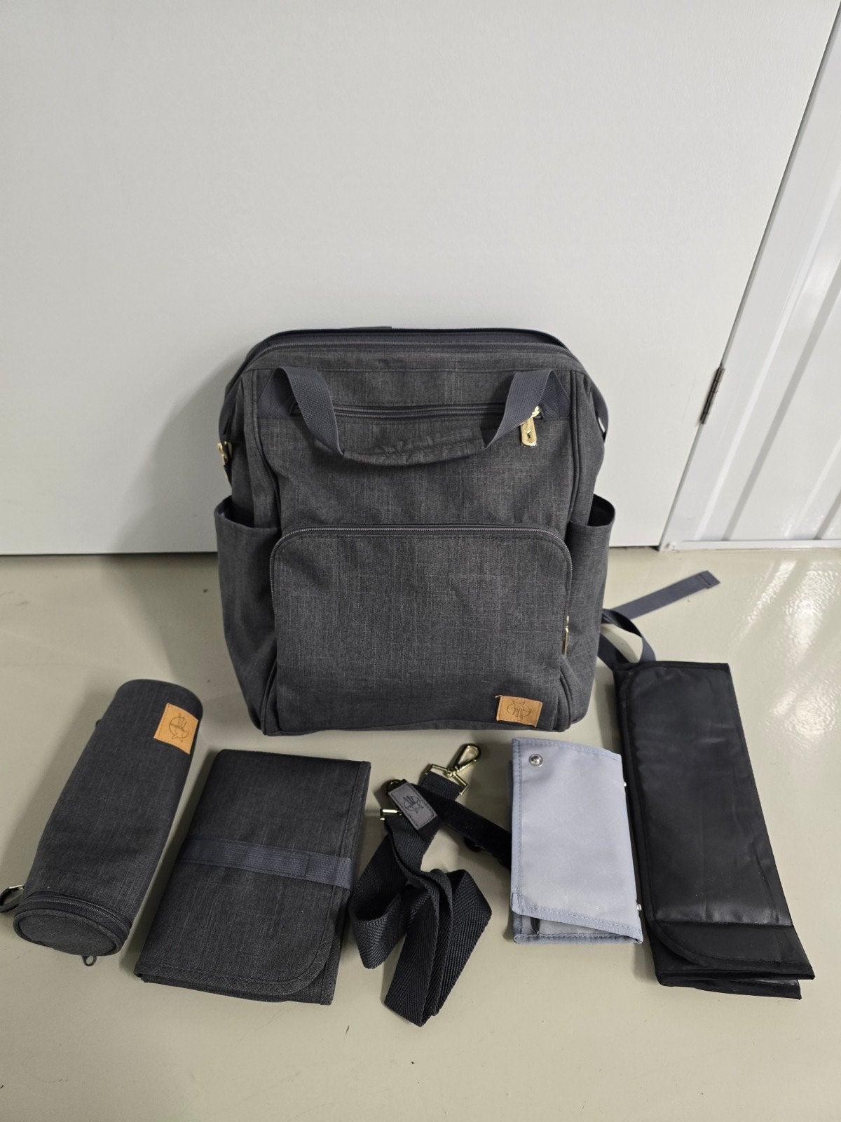 Lässig Luiertas Rugzak Grijs met Accessoires, Kinderen en Baby's, Luiertassen, Lässig, Ophalen of Verzenden, Zo goed als nieuw