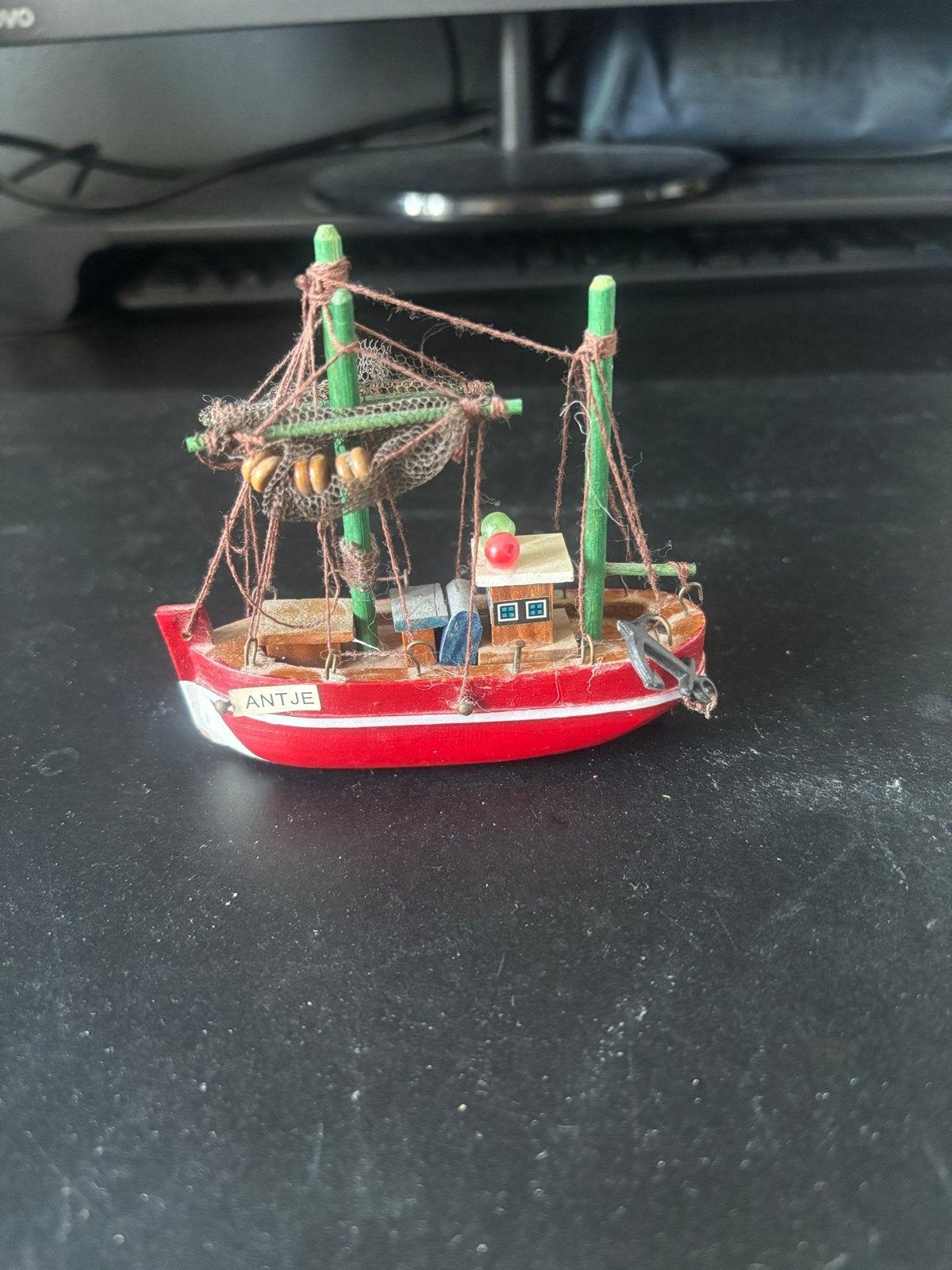 Decoratief vissersbootje 'Antje', Verzenden, Gebruikt