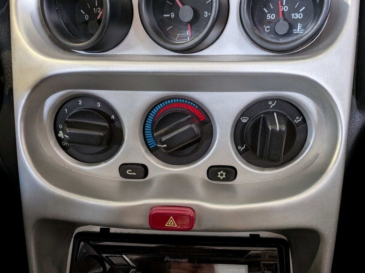 Alfa Romeo Spider 2.0-16V T.Spark Airco, Stuurbekrachtiging, foto 10