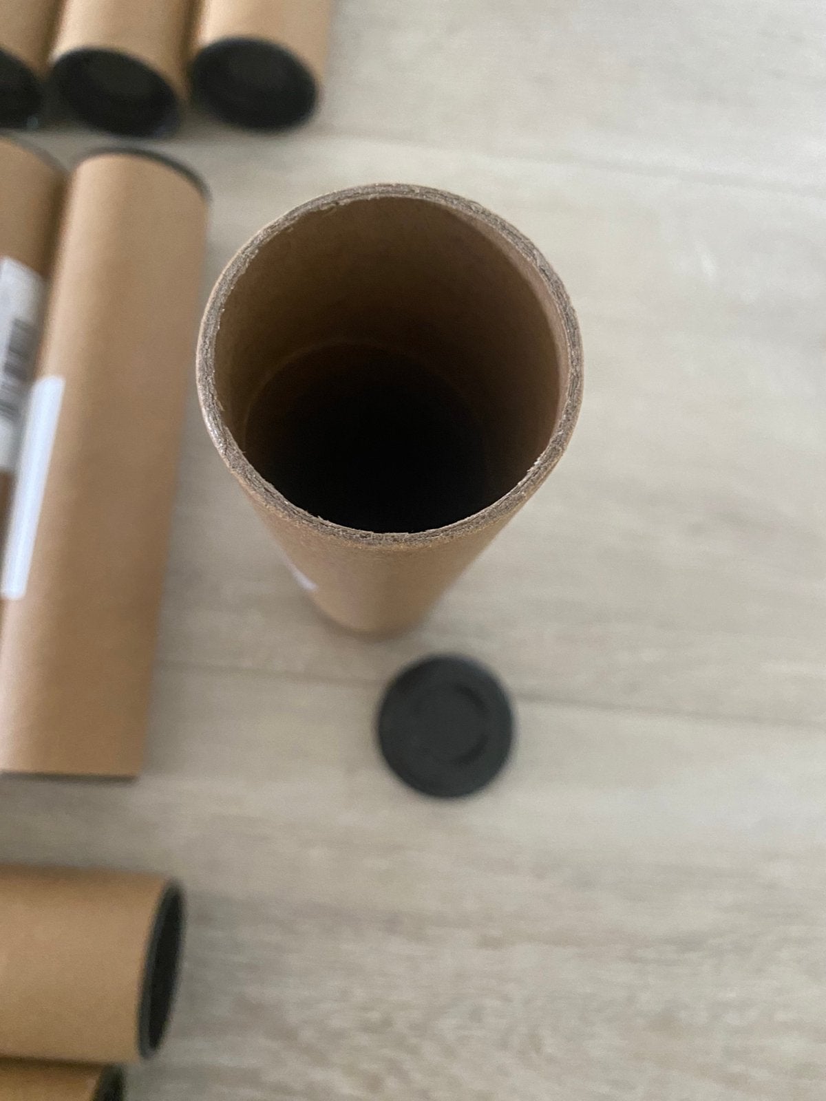25 lange kartonnen buizen, Ophalen, Overige materialen, Zo goed als nieuw, Minder dan 2 meter