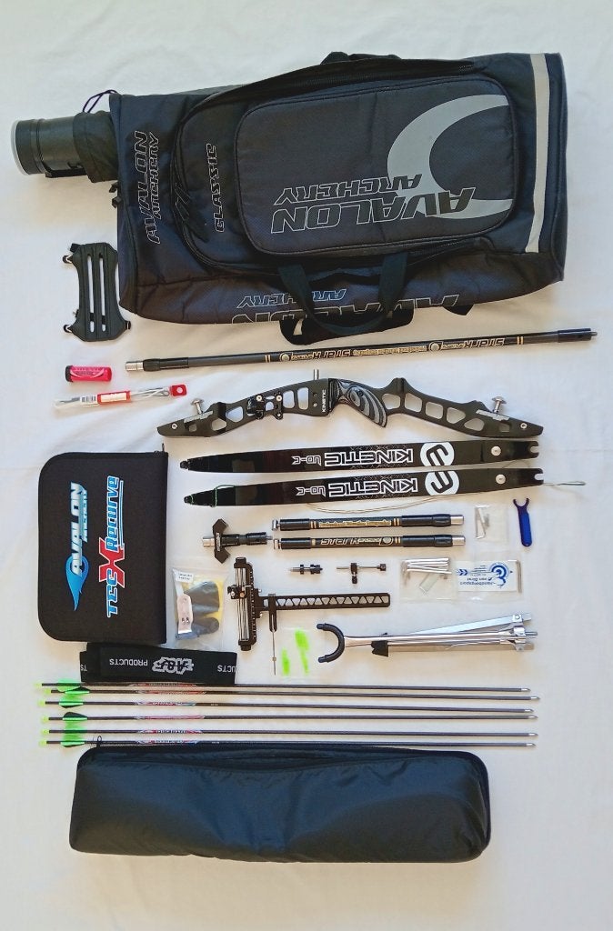 Complete Recurve Boog Set - Avalon Kinetic LD-C, Sport en Fitness, Handboogschieten, Ophalen of Verzenden, Zo goed als nieuw, Recurveboog