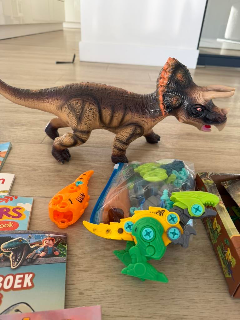 Mega pakket voor de DINO liefhebber!!, Verzamelen, Ophalen of Verzenden, Zo goed als nieuw