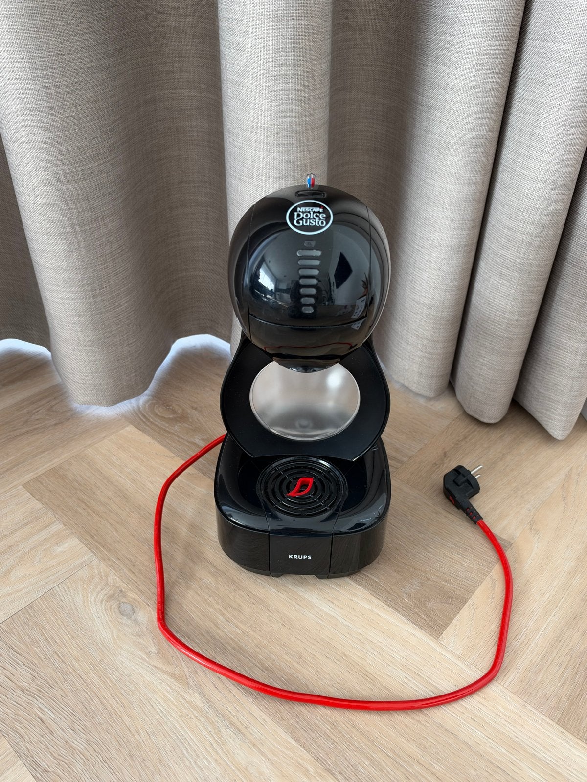Nescafé Dolce Gusto Krups koffiezetapparaat, Ophalen, Gebruikt, Koffiemachine, 1 kopje