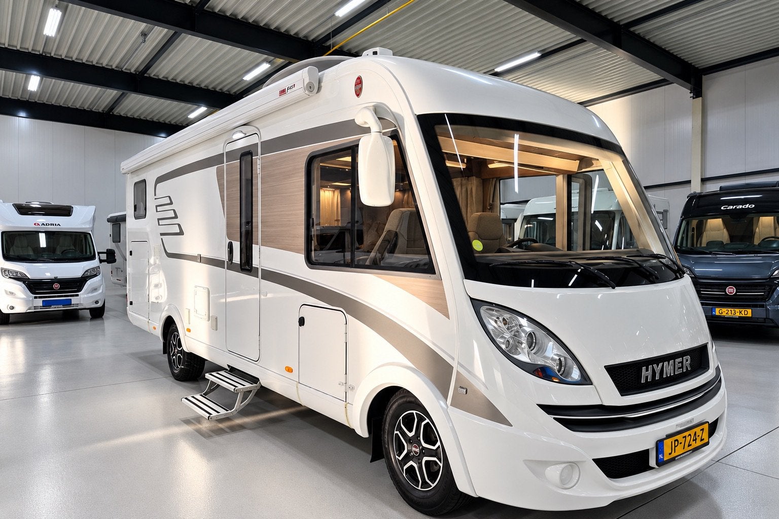 Hymer B588 Premium Line, B Rijbewijs, Caravans en Kamperen, Integraal, Fiat, 7 tot 8 meter, Particulier