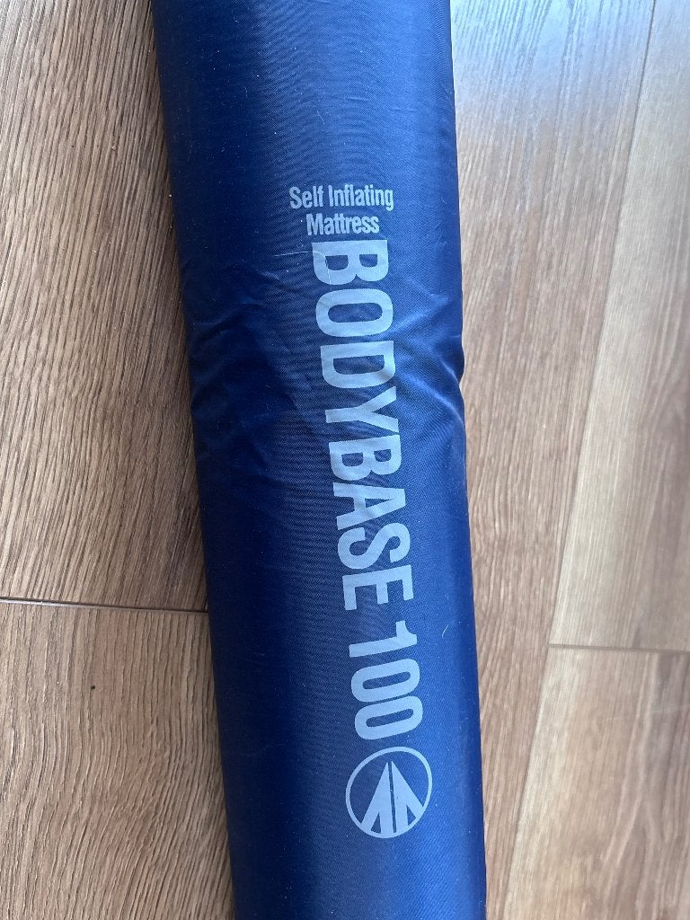 Summit Bodybase 100 zelfopblazende slaapmat | 120 x 50 cm, Ophalen of Verzenden, Nieuw, 1-persoons