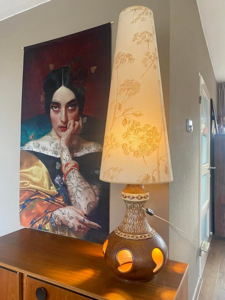 Vintage space age lavalamp West Germany tafellamp vloerlamp, Huis en Inrichting, Lampen | Tafellampen, Ophalen, Zo goed als nieuw