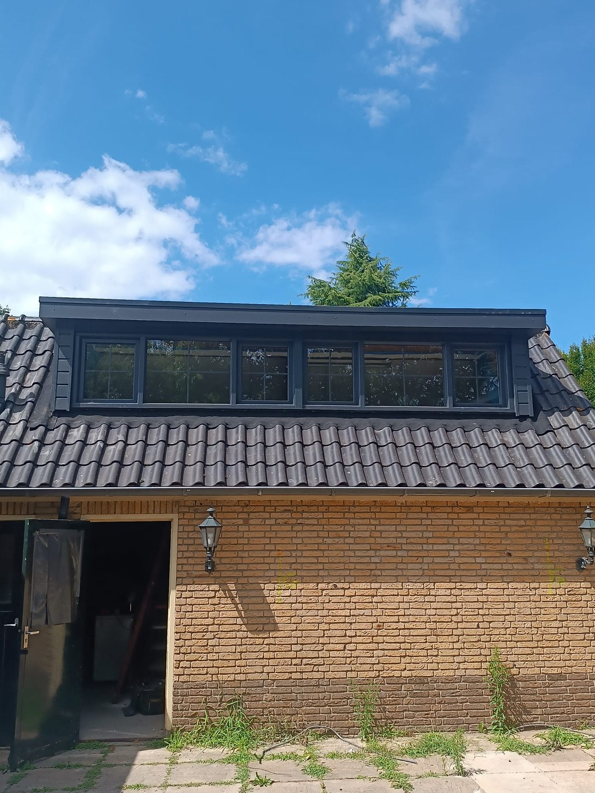 Dakkapel actie, Ophalen, Kunststof, Zwart, Nieuw