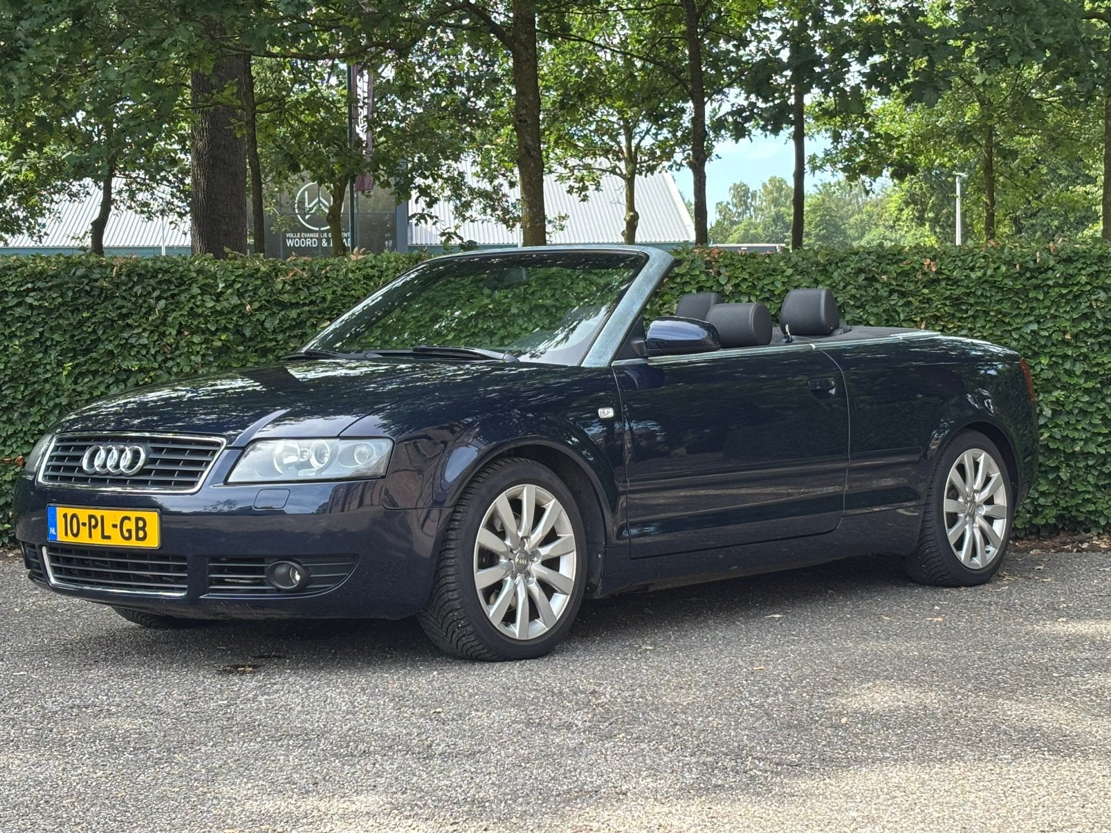 Audi A4 2.4 V6 125KW Cabrio AUTOMAAT Blauw Nieuwe APK, Zwart, A4, Bedrijf, 1600 kg