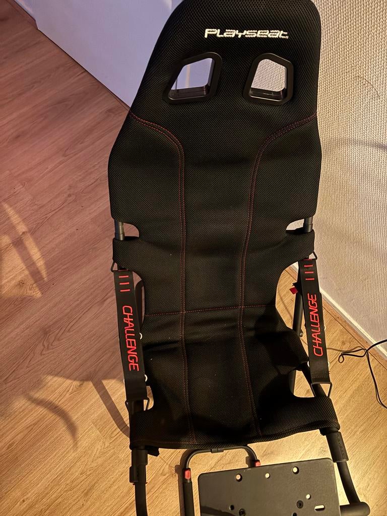 Playseat Challenge opvouwbare racestoel, Ophalen, Zo goed als nieuw