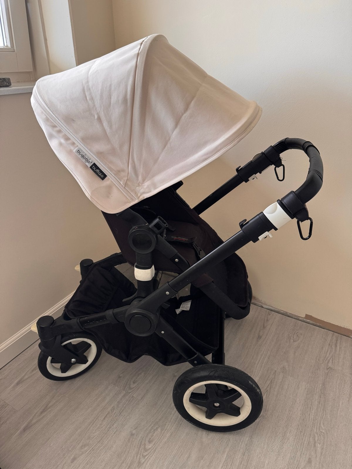 Bugaboo kinderwagen – beige/zwart, incl. adapters, Gebruikt, Bugaboo, Met autostoeltje, Ophalen