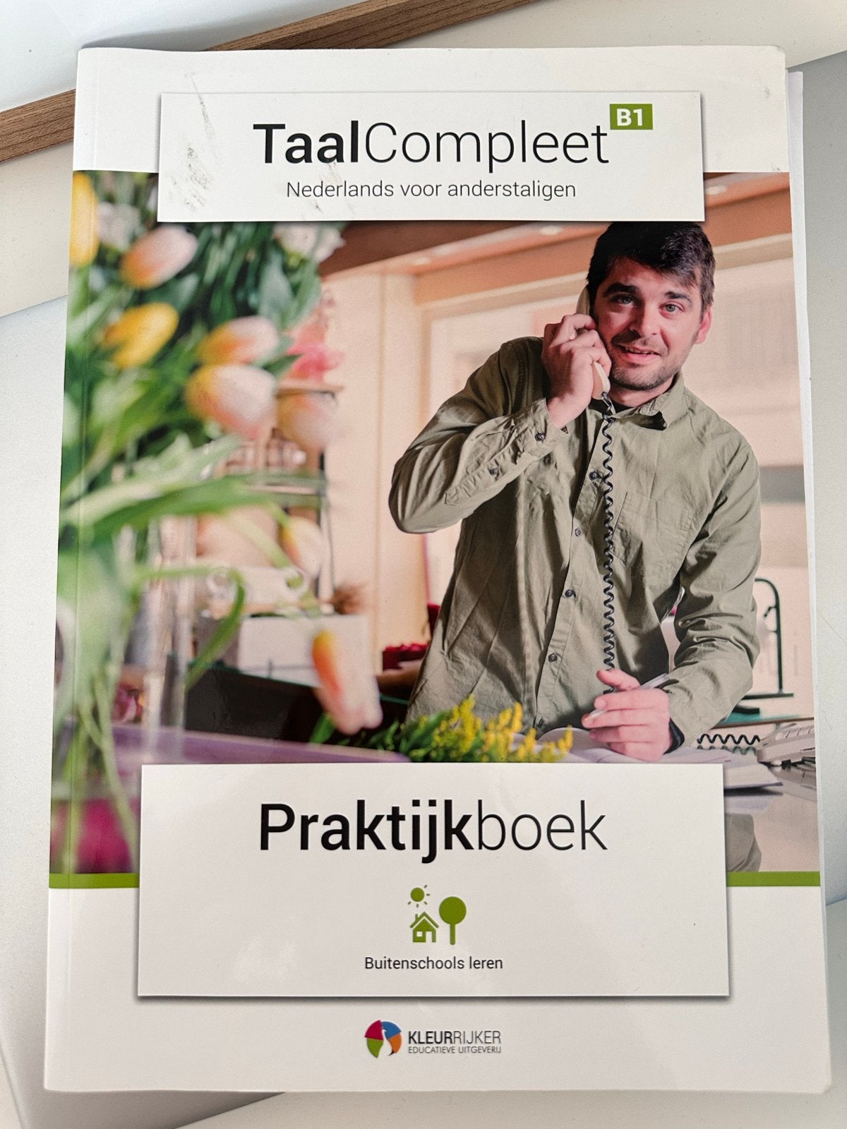 TaalCompleet B1 Praktijkboek Nederlands voor anderstaligen, Boeken, Ophalen of Verzenden, Zo goed als nieuw, Non-fictie