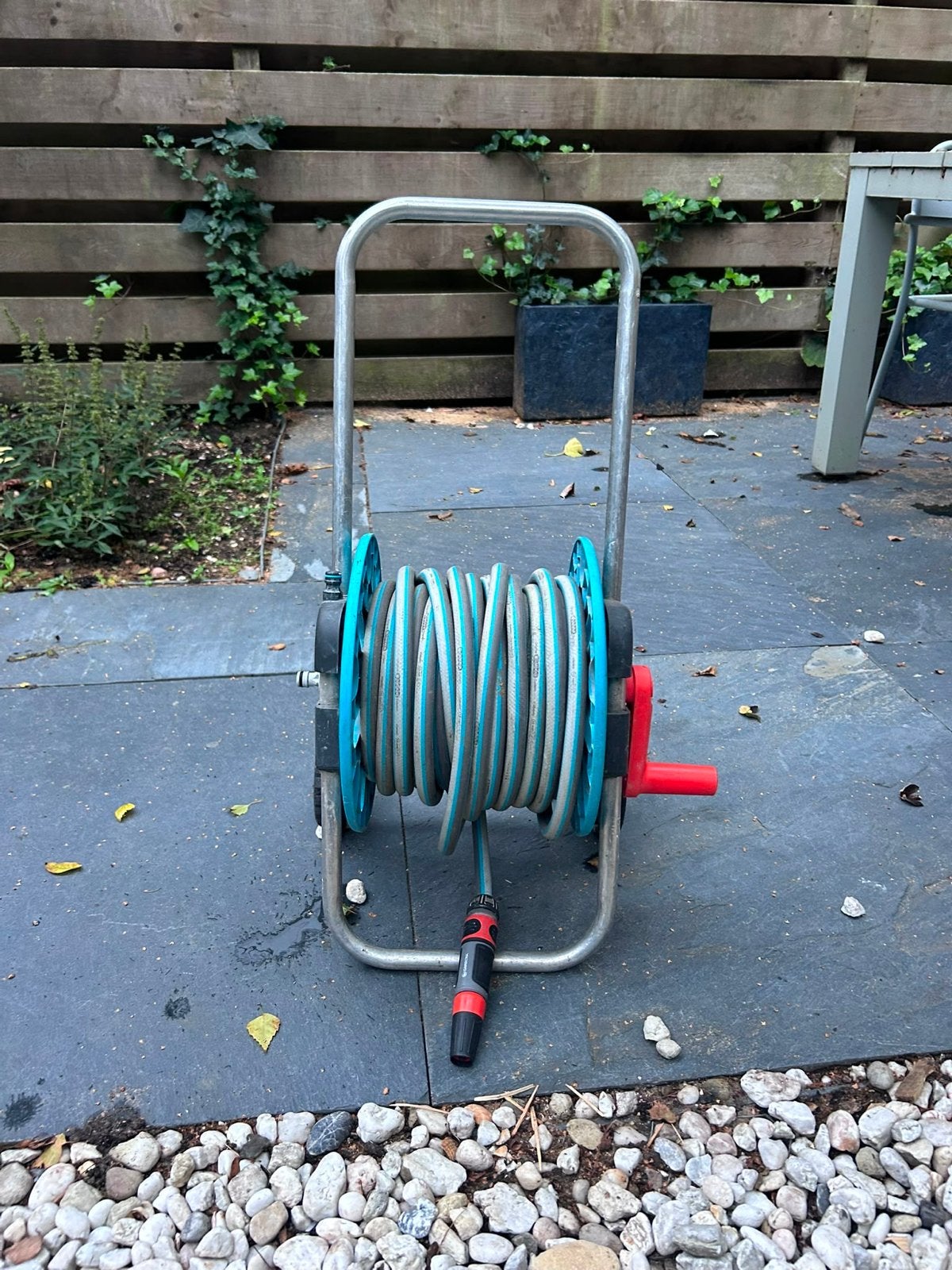 Gardena tuinslang met haspel - ca. 15 meter, Tuin en Terras, Ophalen, Gebruikt, Tuinslanghaspel