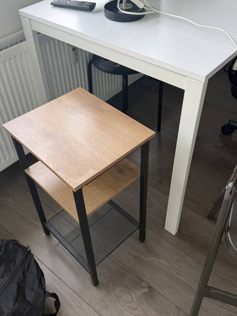 table (brown) small, Ophalen, 50 tot 100 cm, Tot twee personen, 50 tot 100 cm