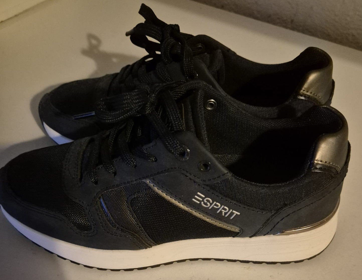 Mooie Esprit sneakers, Blauw, Ophalen of Verzenden, Esprit, Sneakers of Gympen