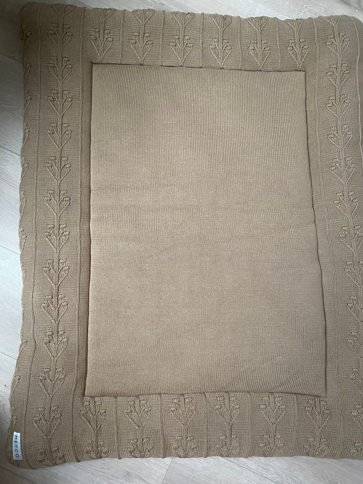 Nieuw boxkleed meyco taupe 77x 97 cm romantic flowers, Ophalen of Verzenden, Nieuw, Rechthoekig, Boxkleed