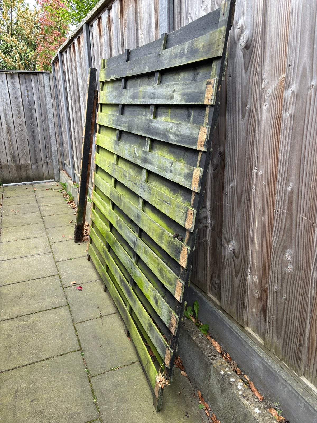 Schuttingpaneel, Ophalen, Minder dan 3 meter, Hout, 1 tot 2 meter