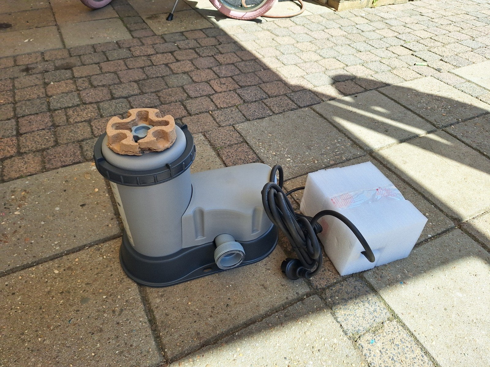 Nieuwe Bestway Filterpomp 58389 - 5.678 L/uur, Ophalen of Verzenden, Nieuw, Zwembadpomp