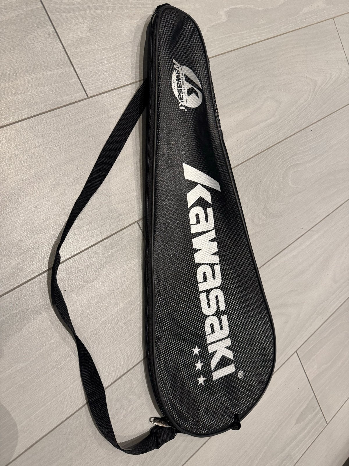 Diverse badmintonhoezen - Yonex, Kawasaki, Victor, Sport en Fitness, Ophalen of Verzenden, Gebruikt, Overige typen