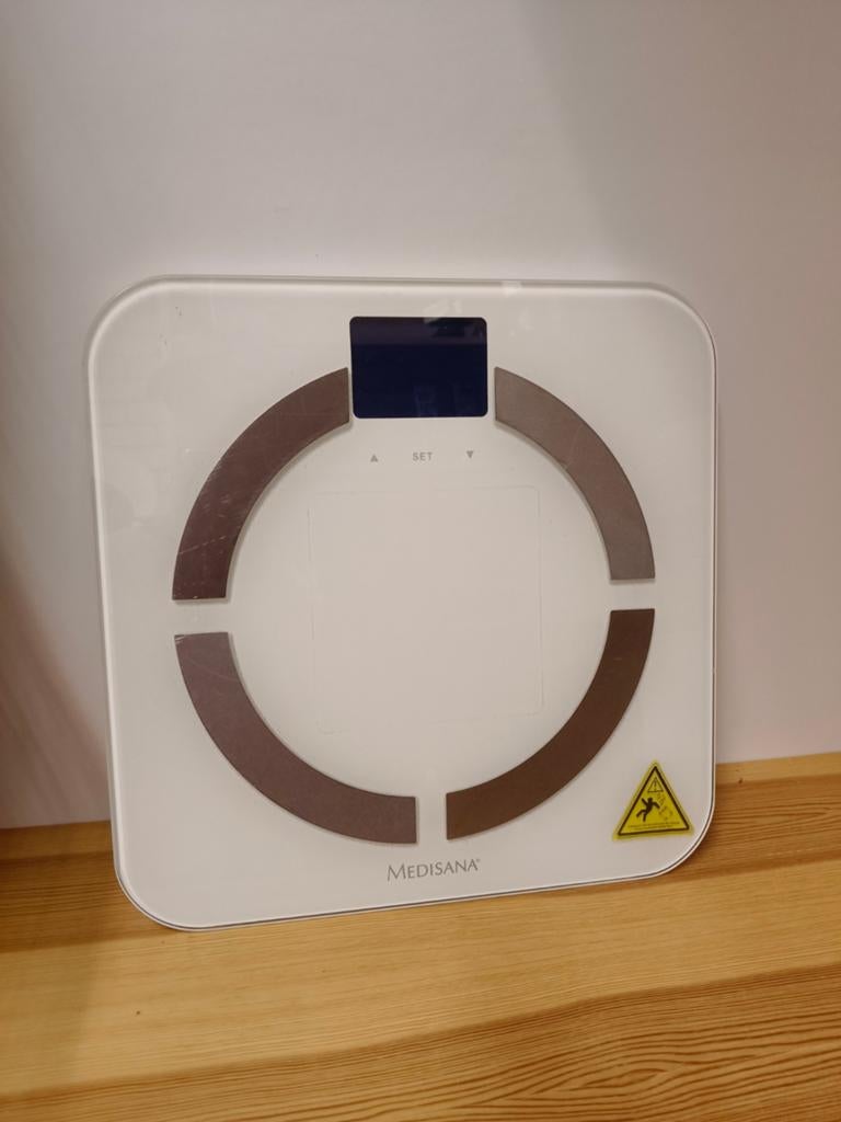 Medisana BS 430 Lichaamsanalyseweegschaal Bluetooth, Witgoed en Apparatuur, Weegschalen, Ophalen of Verzenden