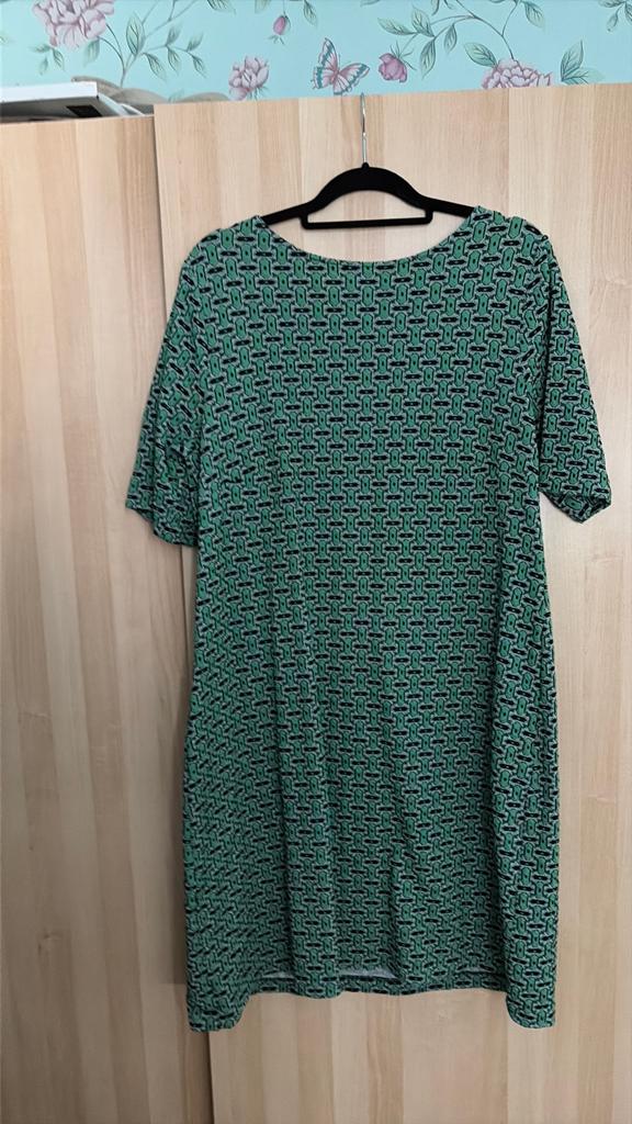 King Louie Jurk Groen/Zwart Patroon Maat XL, Kleding | Dames, Jurken, Maat 46/48 (XL) of groter, Ophalen of Verzenden, Zo goed als nieuw