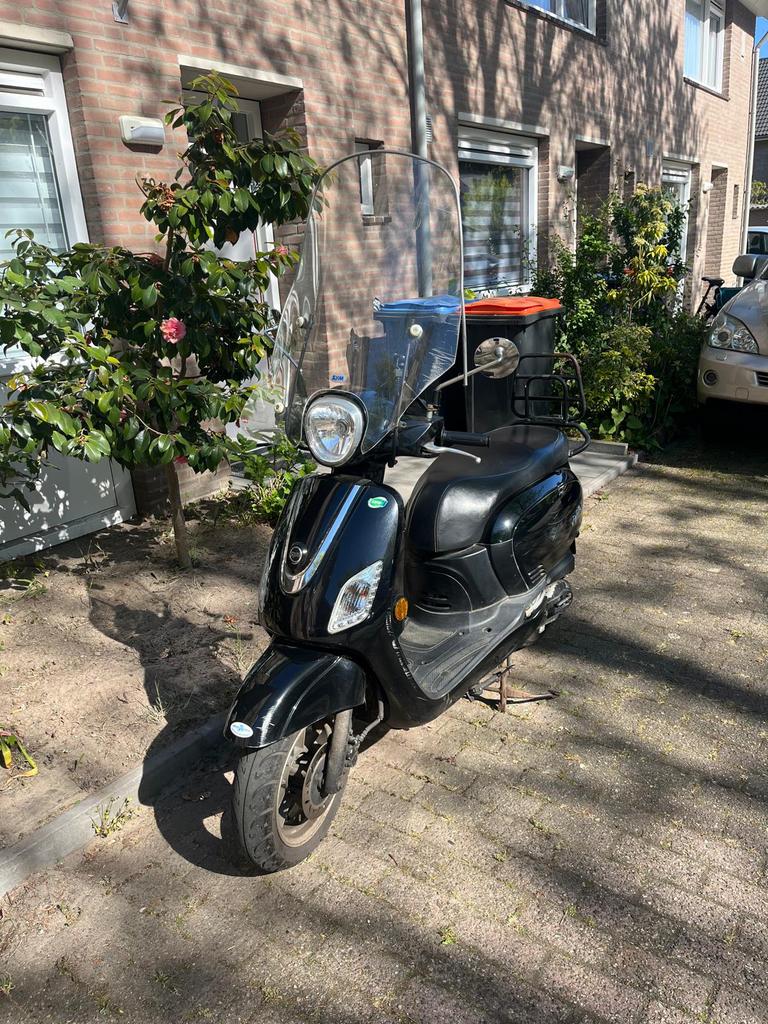 Fiddle III, Ophalen, Zo goed als nieuw, Benzine, Fiddle