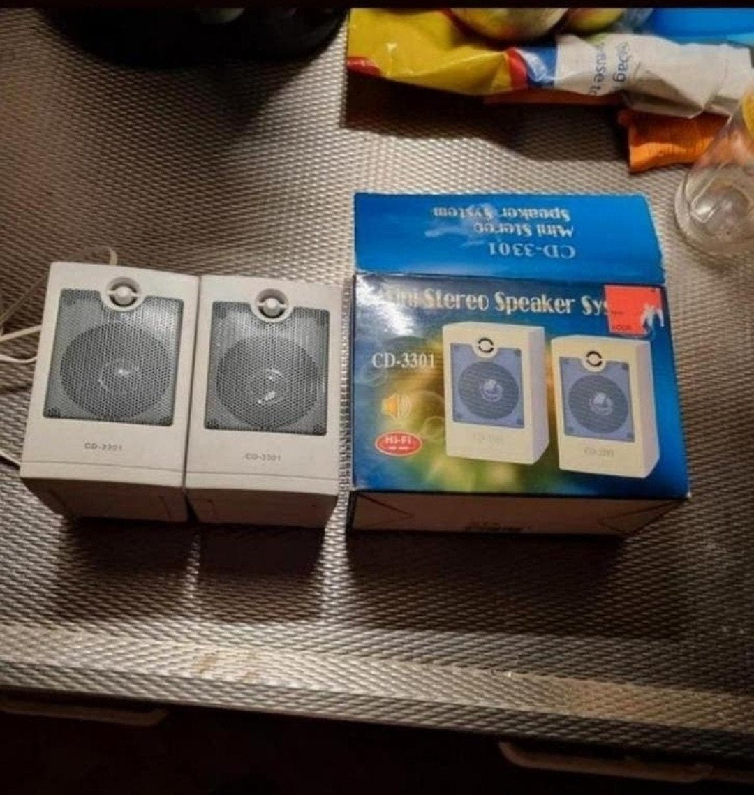 Mini stereo speakers cd-3301 bieden, Ophalen of Verzenden, Zo goed als nieuw