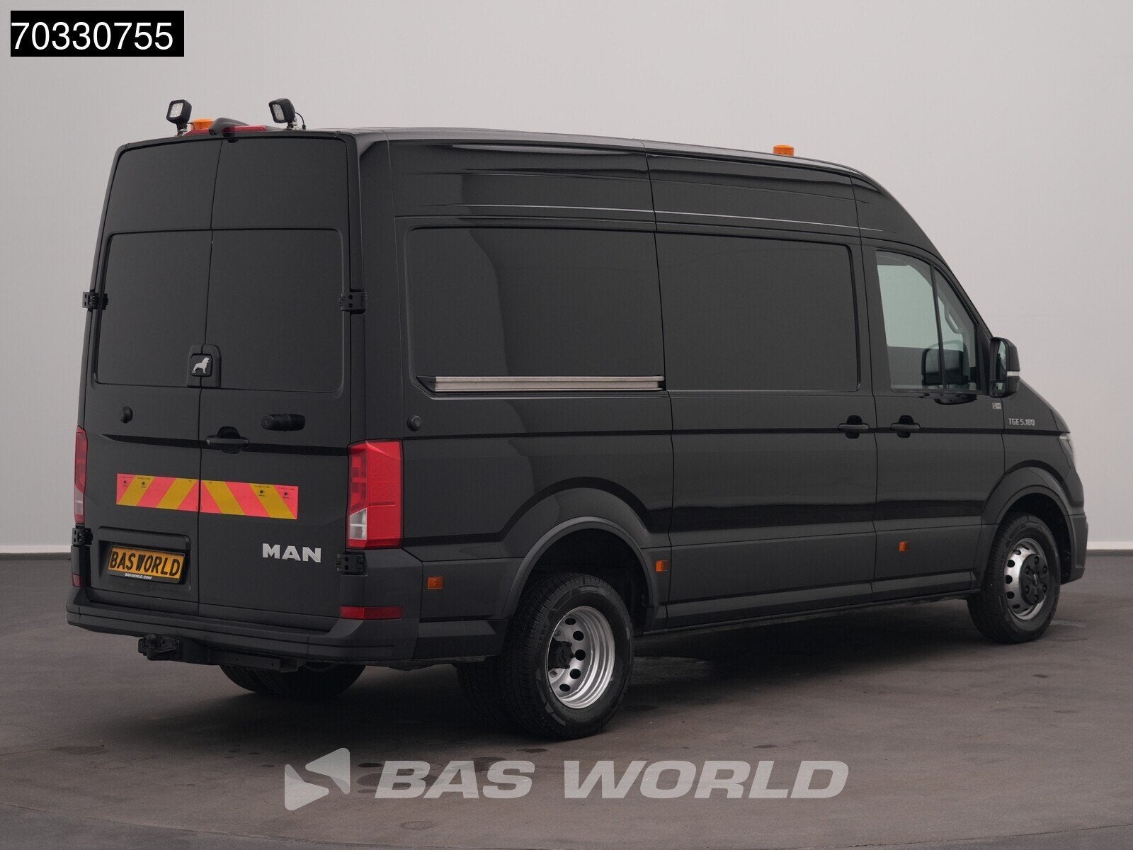 MAN TGE 5.180 Automaat Dubbellucht L3H3 Trekhaak Navi Airco, Auto's, Bestelauto's, Automaat, Gebruikt, Euro 6, 4 cilinders