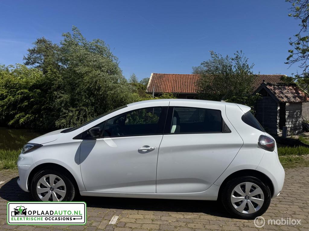 Renault Zoe R110 Life 52 kWh (accu huur) Carplay, Gebruikt, Met garantie (alle), Wit, 385 km