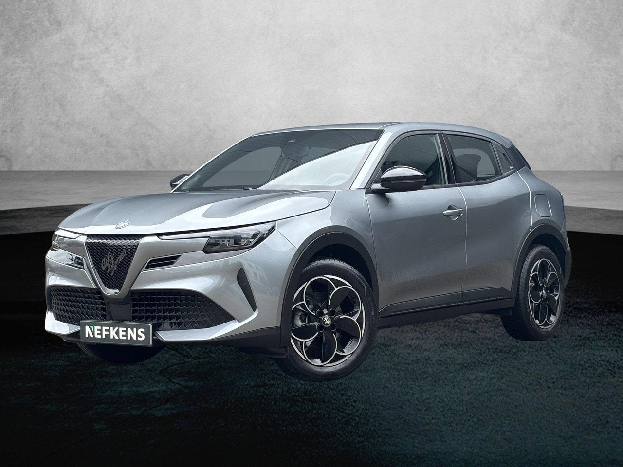 Alfa Romeo Junior Elettrica 54 kWh | AppleCarPlay/Android |, Auto's, Automaat, Gebruikt, 156 pk, Parkeersensor