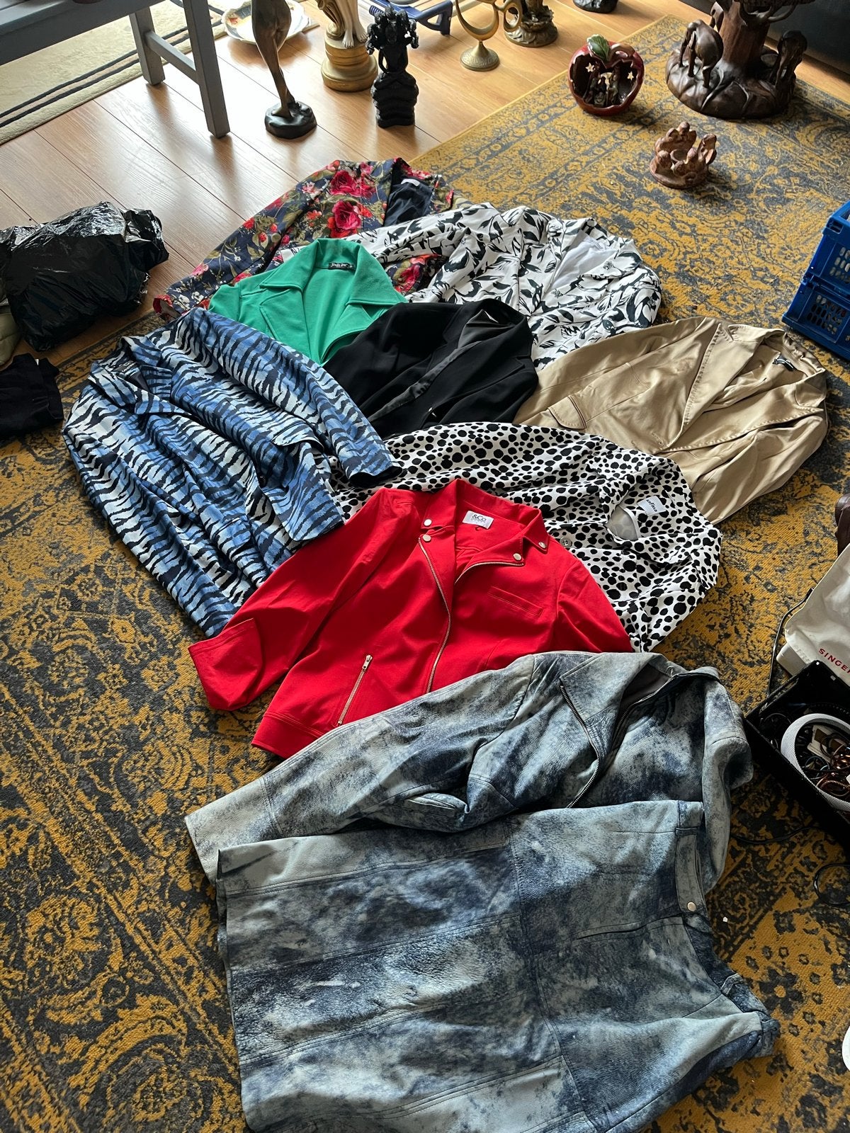 Diverse Dames Blazers en Jasjes - Verschillende Maten en Sti, Verzenden, Zo goed als nieuw, Maat 42/44 (L), Meerkleurig
