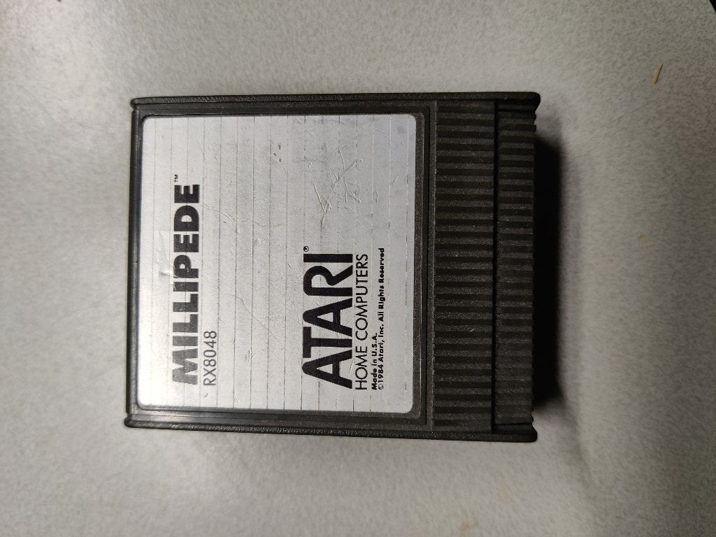 Millipede - Atari XL/XE cartridge - RX8048 - U.S.A., Spelcomputers en Games, Gebruikt, Ophalen of Verzenden, Overige modellen