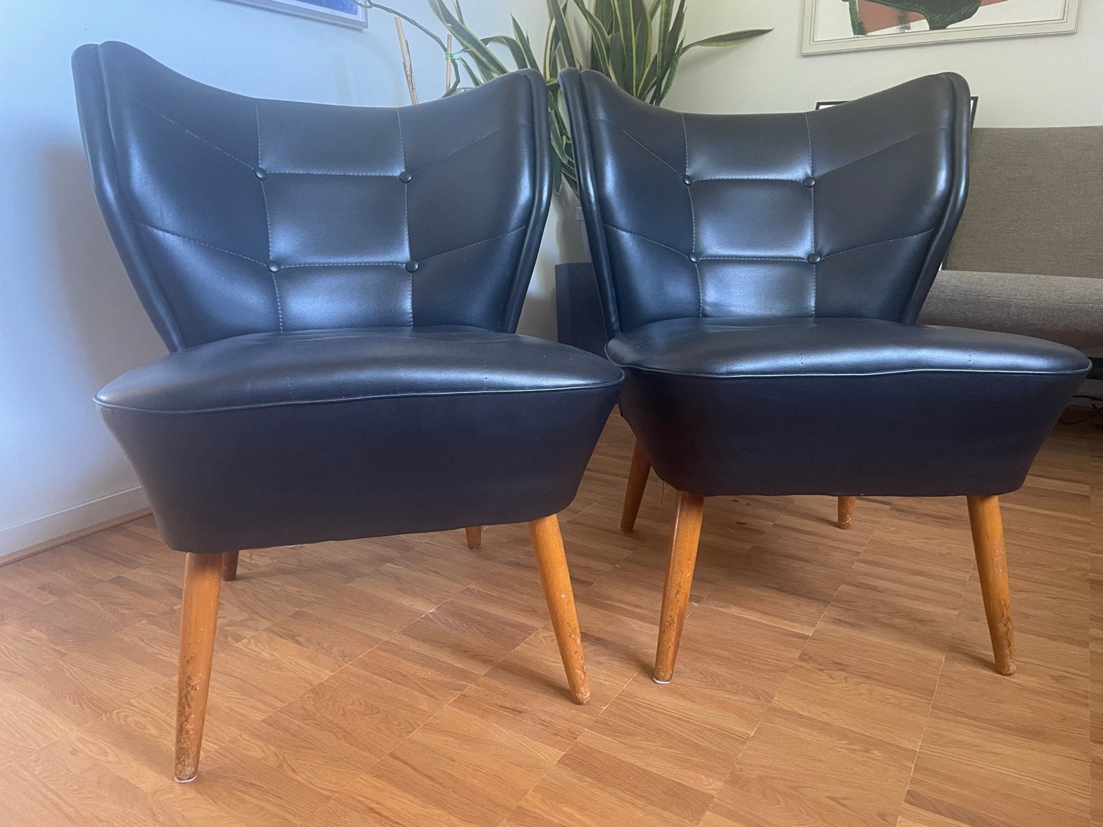 Set van 2 vintage zwarte fauteuils