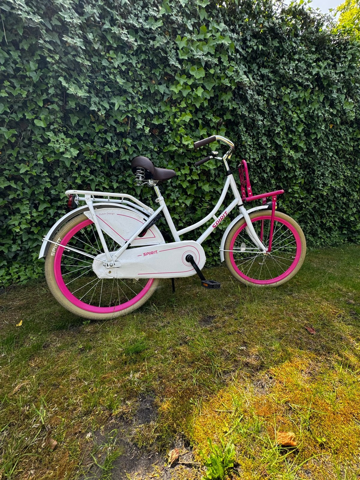 Meisjesfiets 22 inch - Spirit - Wit/Roze, Fietsen en Brommers, Fietsen | Meisjes, Ophalen, Gebruikt, Terugtraprem, 22 inch