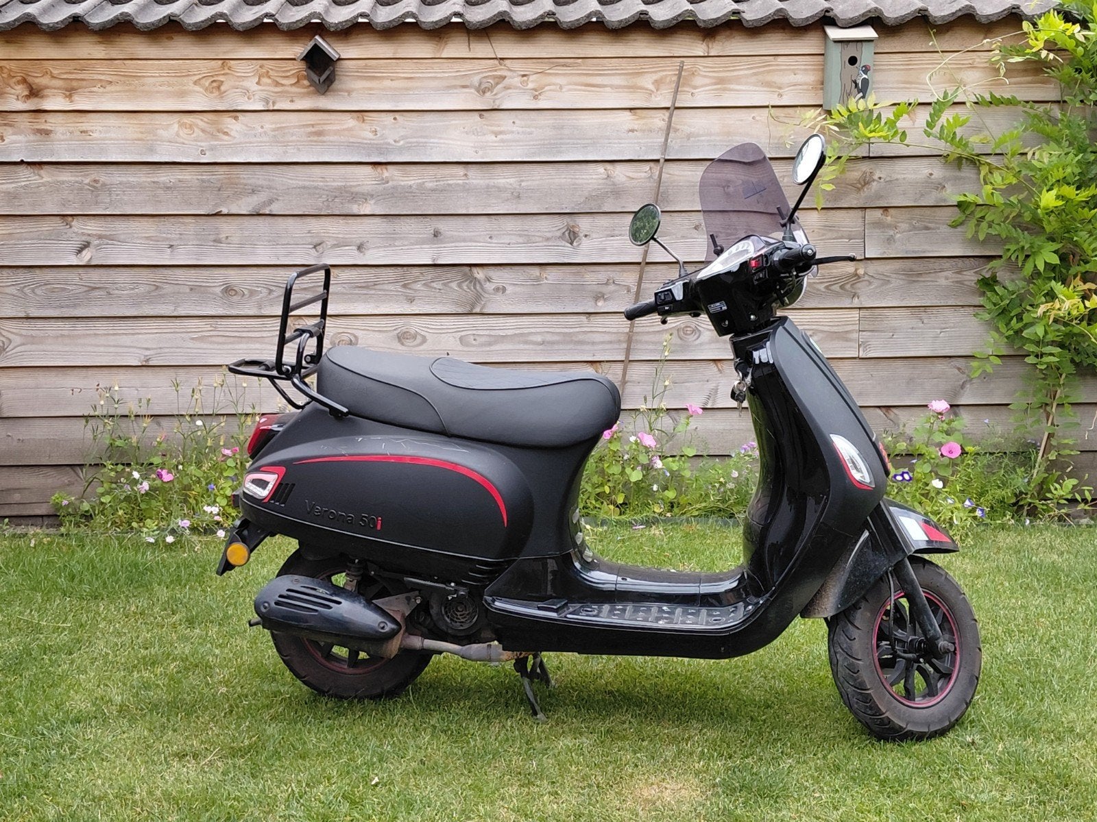 Zwarte Verona 50i Scooter lichte gebuikersschade, Ophalen, Gebruikt, Benzine, Overige merken