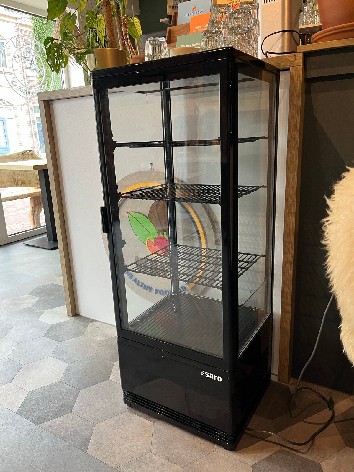 Saro Koelvitrine - Perfect voor horeca en winkels, Ophalen, Zonder vriesvak, 100 tot 150 liter, 160 cm of meer