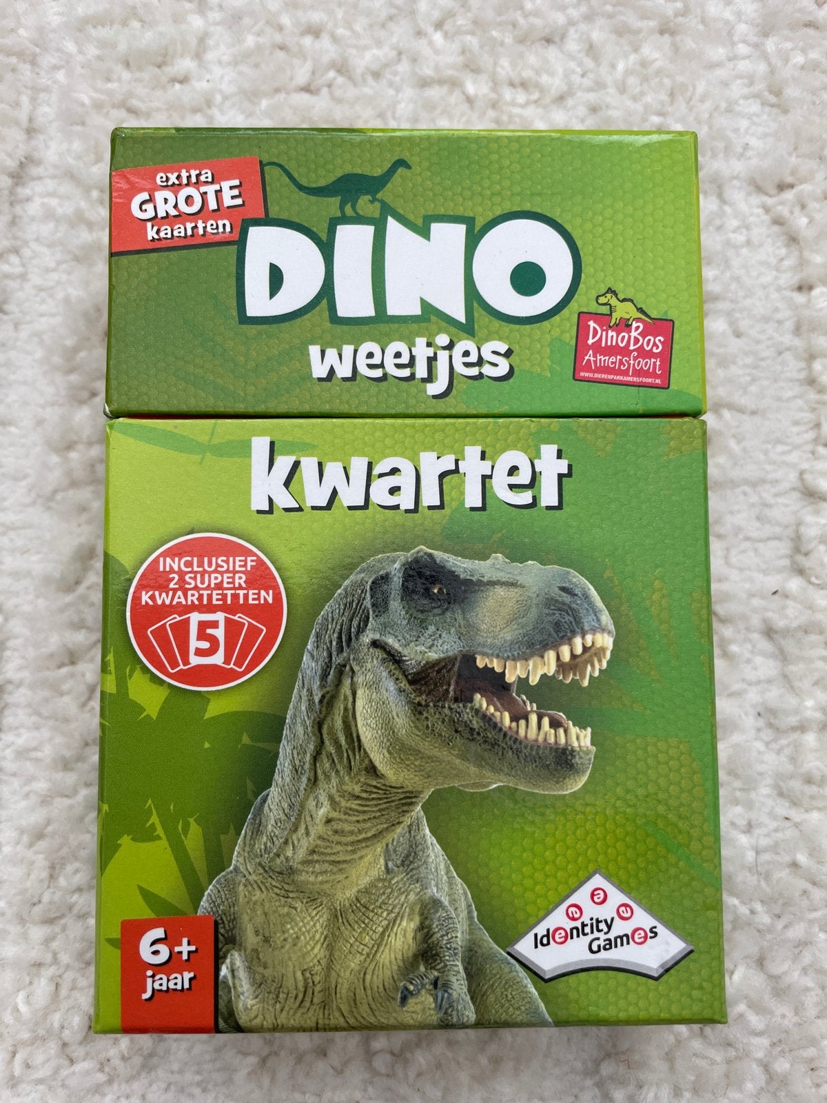 Dino Weetjes Kwartet - Extra Grote Kaarten, Drie of vier spelers, Ophalen of Verzenden, Zo goed als nieuw