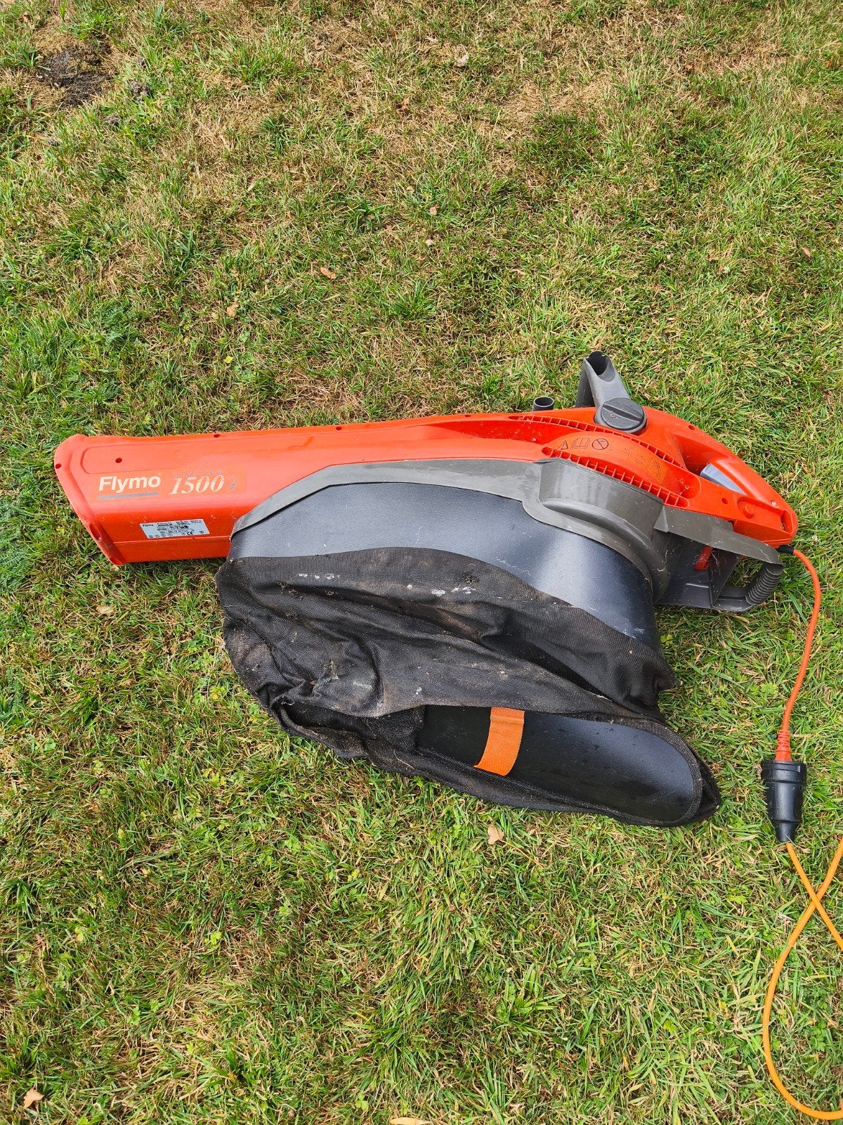 Flymo GardenVac 1500 Plus Bladblazer, Ophalen, Gebruikt, Met opvangzak, Handgedragen