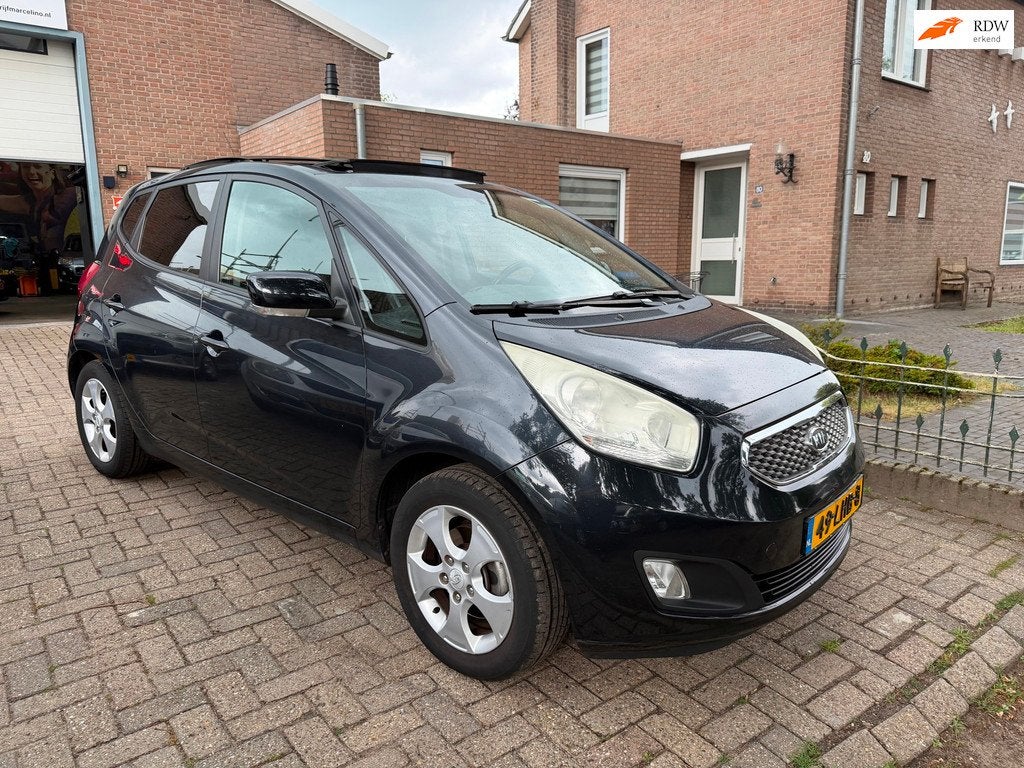 Kia Venga 1.4 CVVT X-ecutive, Auto's, Voorwielaandrijving, Euro 5, Gebruikt, 4 cilinders